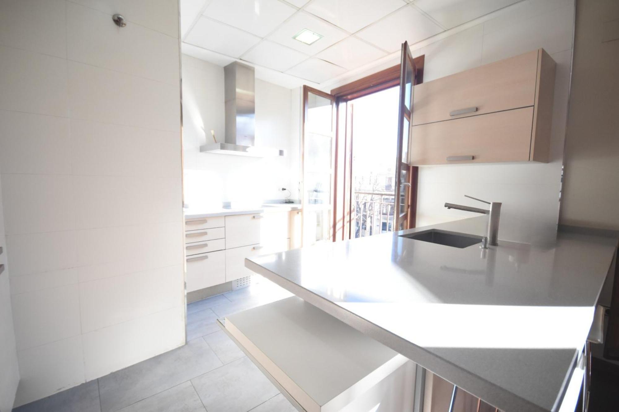Bello Apartamento En La Plaza Del Tossal Valencia Kültér fotó